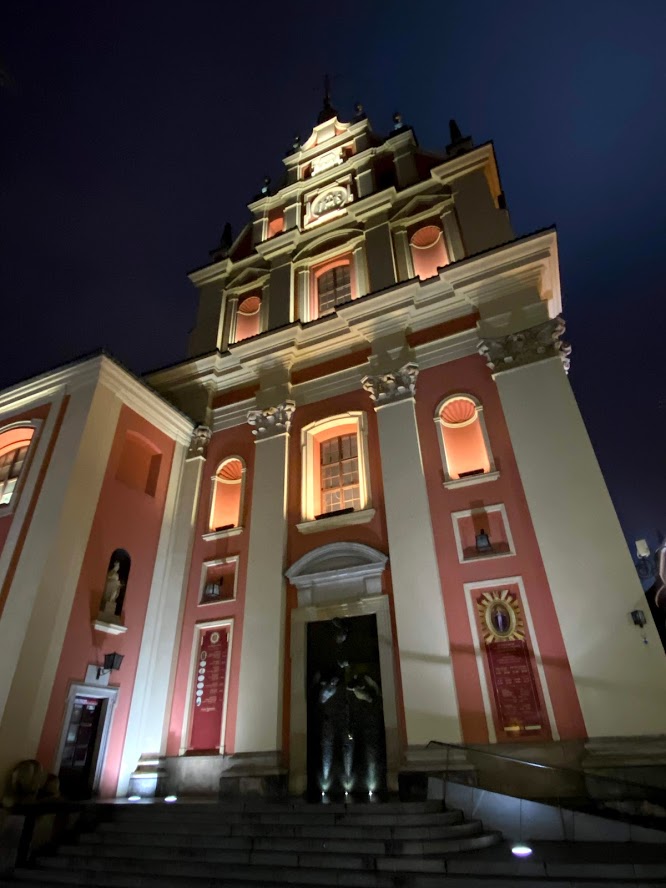 Sanktuarium Matki Bożej łaskawej Chmielnik Sanktuarium Matki Bożej Łaskawej w Warszawie